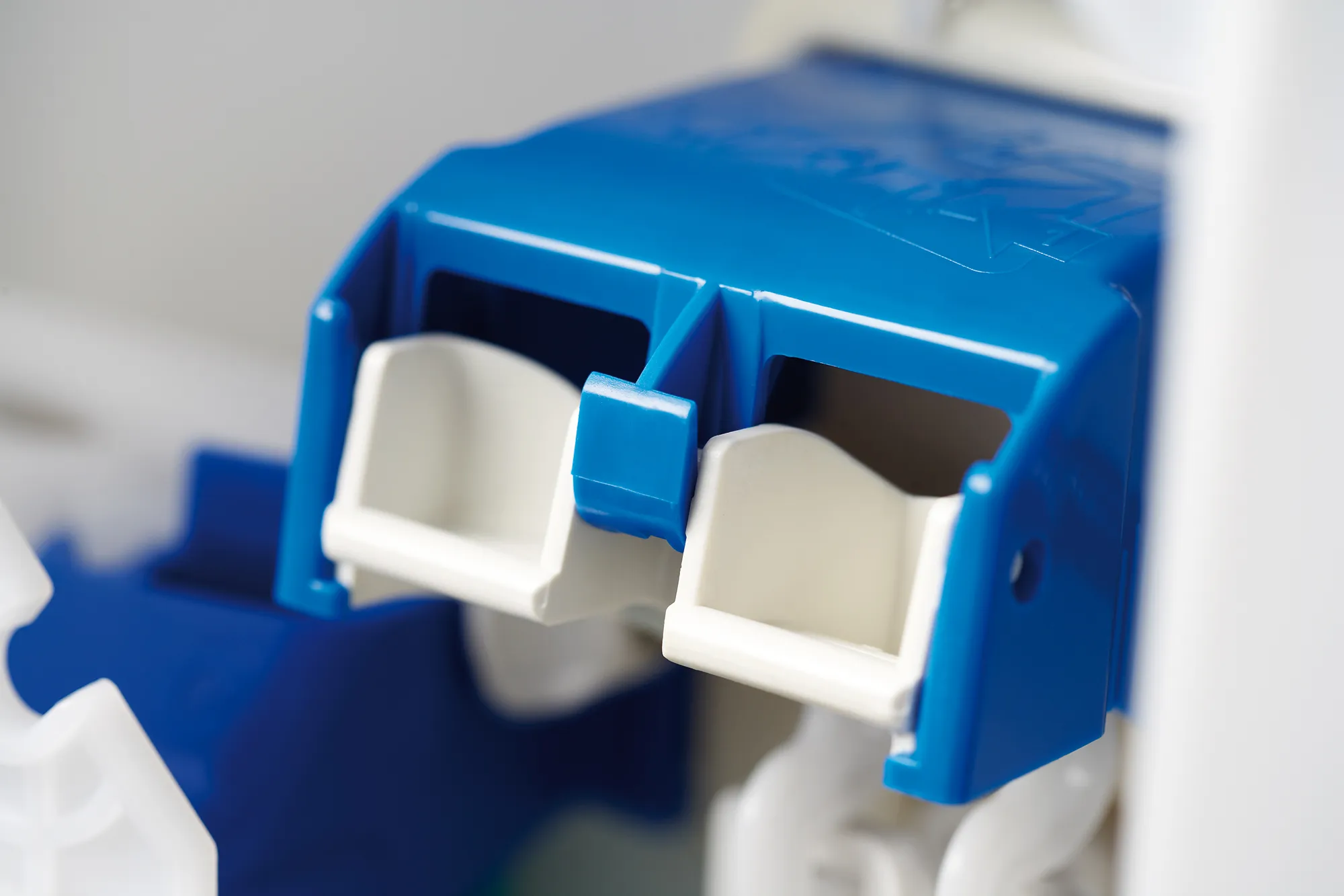 Kukasta spona, mehanička, vodokotlići 3800 / 380