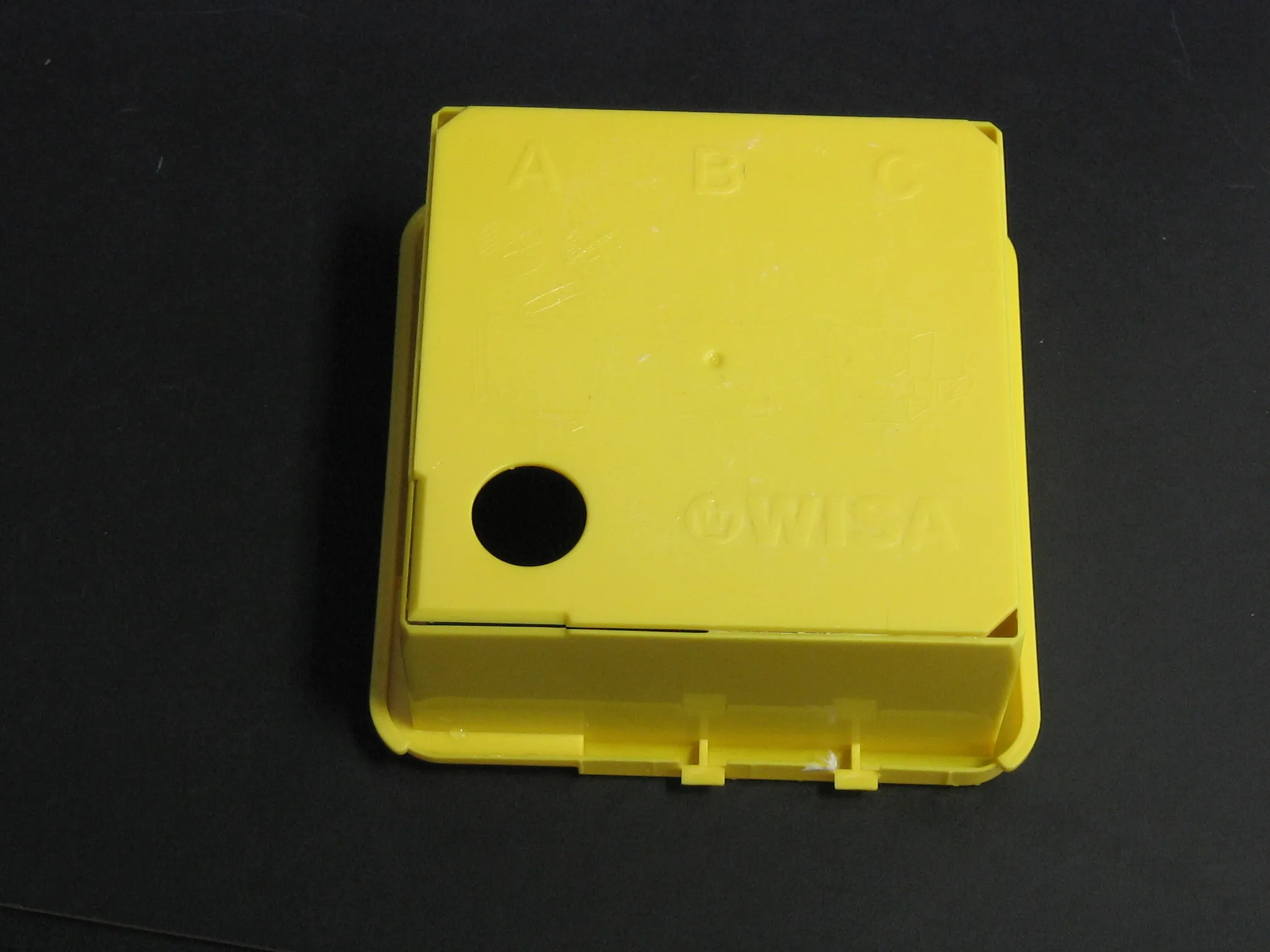 Zaštita otvora za reviziju, prednja, vodokotlići 3800/380